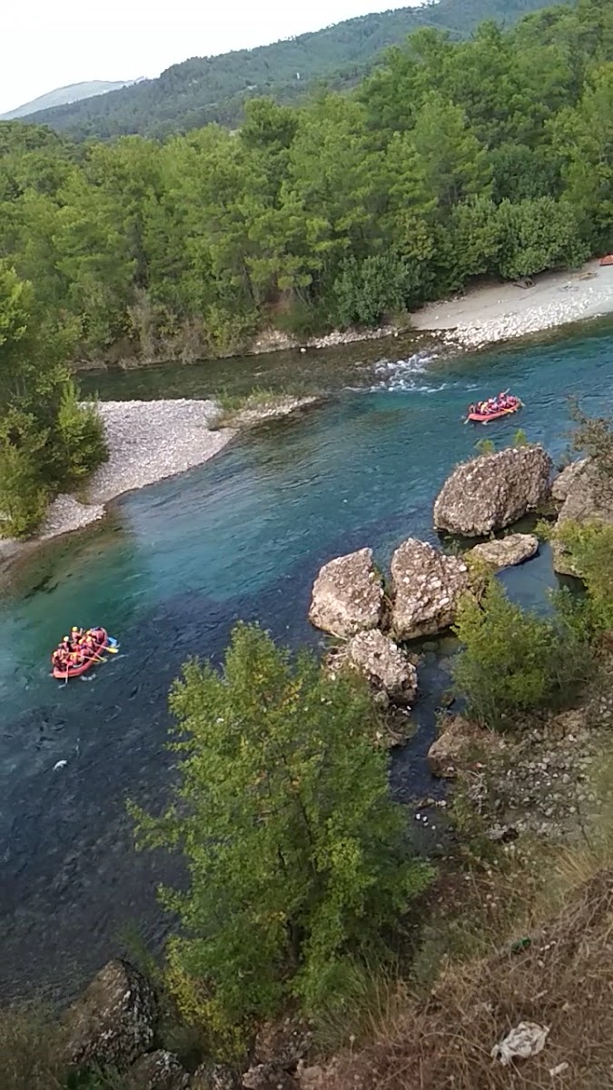 Köprülü kanyon - köprüçay kamp yeri — fotoğraf