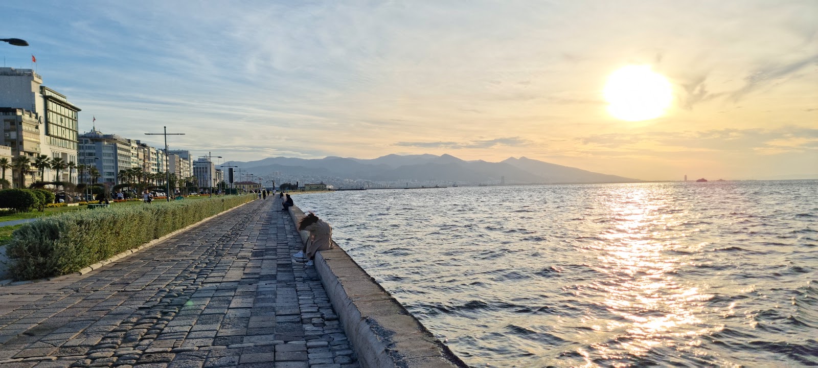 Kordon Alsancak İzmir — fotoğraf 4