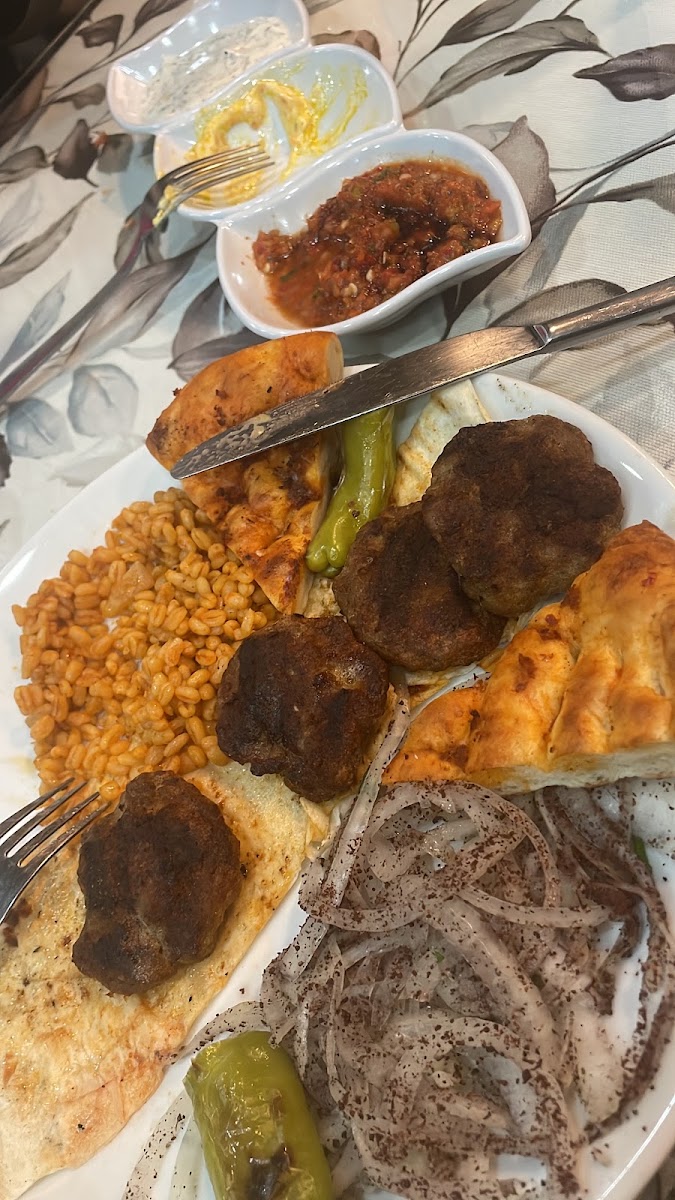 Közde Kanat & Kebap ATAŞEHİR — photo 4
