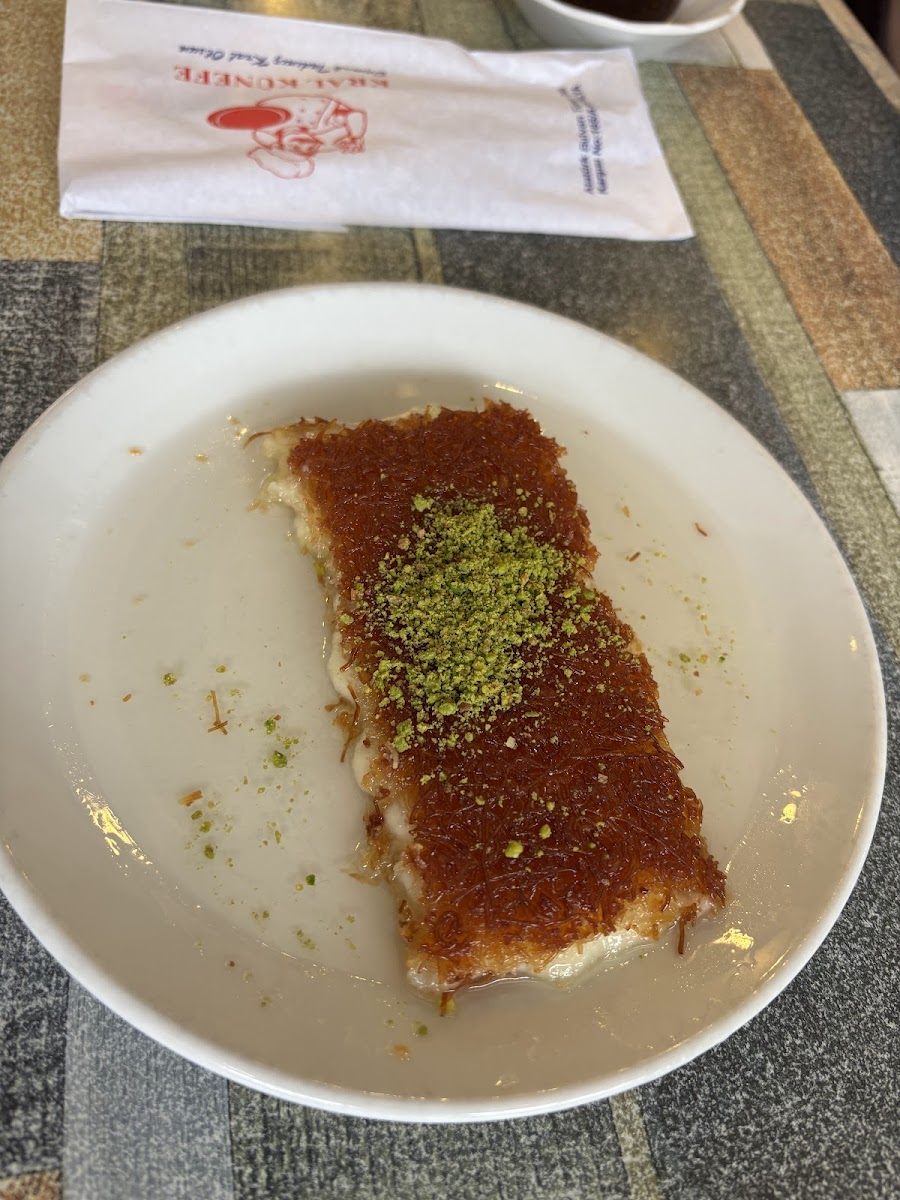 Kral Künefe - Konyaaltı Antalya — fotoğraf 2