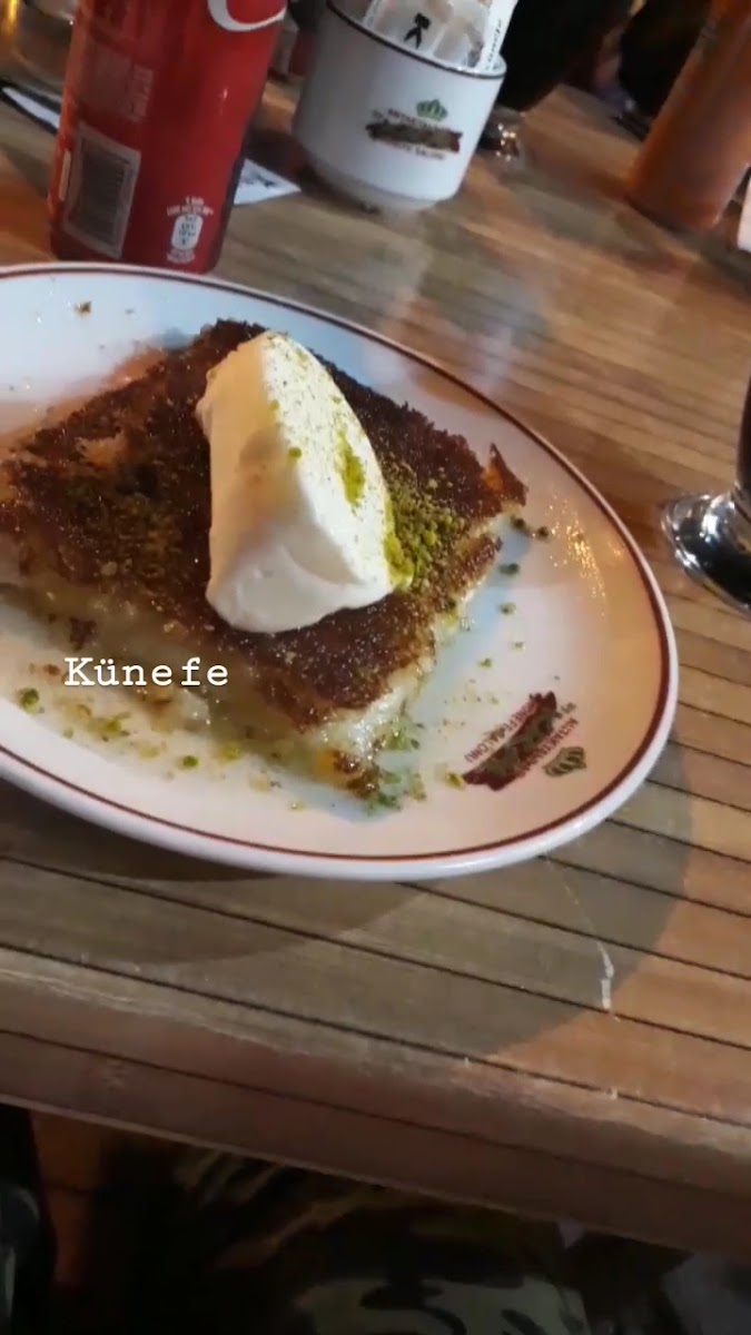 Kral Künefe Salonu — fotoğraf 10