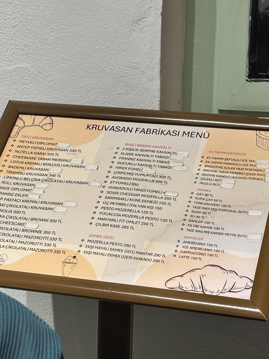 Kruvasan Fabrikası — fotoğraf 4
