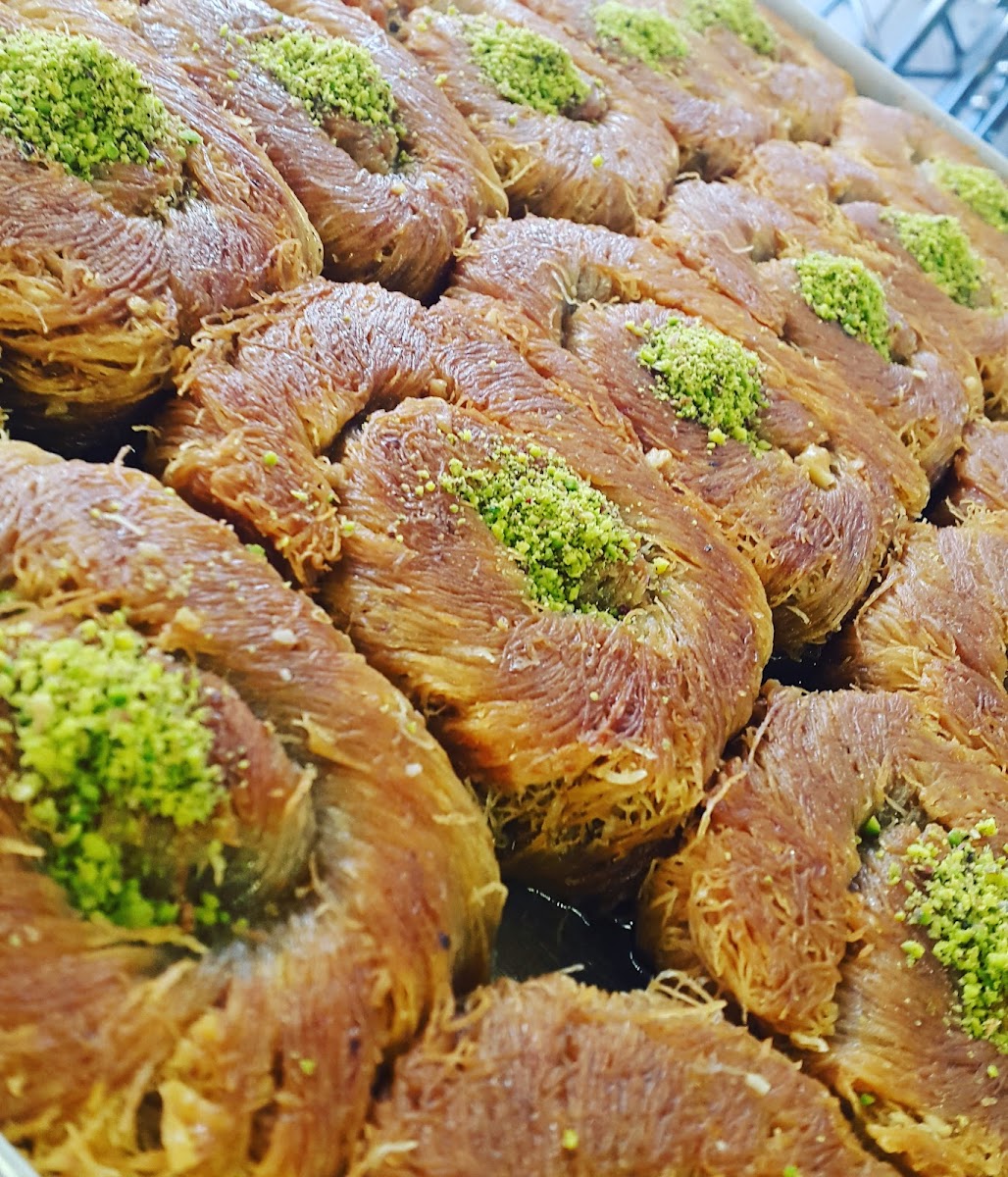 KUBATOĞLU BAKLAVA VE KÜNEFE — fotoğraf 4