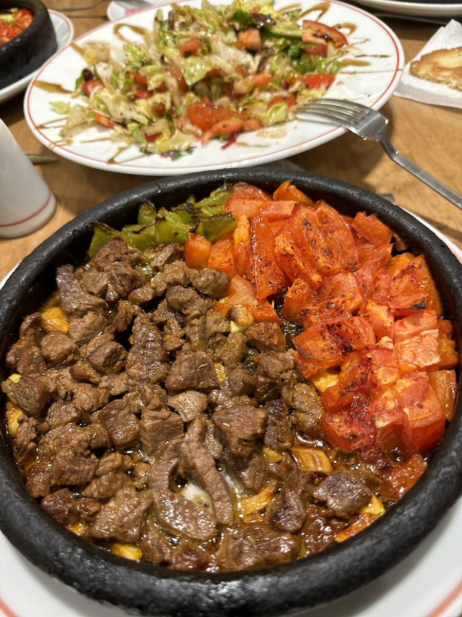 Küçük Ev Et Lokantası — fotoğraf 4