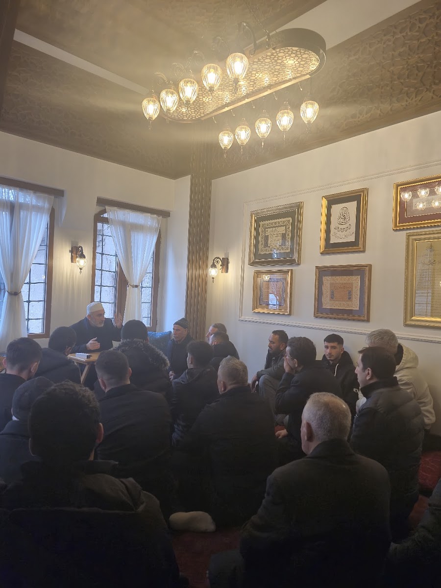 Küfrevi Türbesi — fotoğraf 2