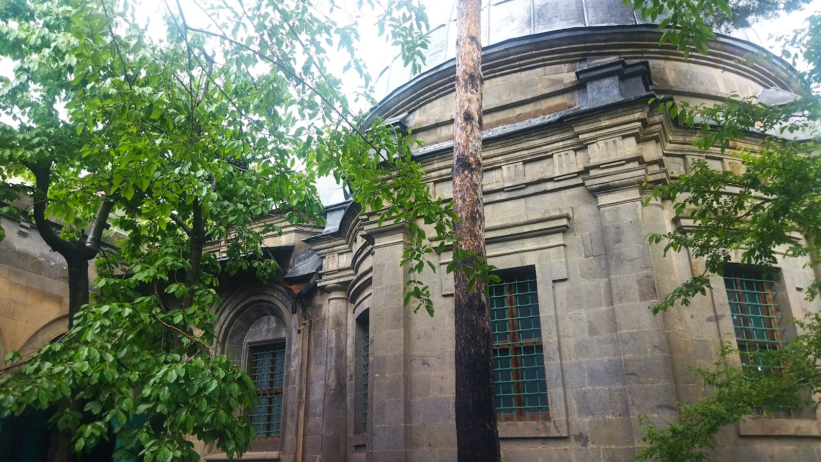 Küfrevi Türbesi — fotoğraf 3