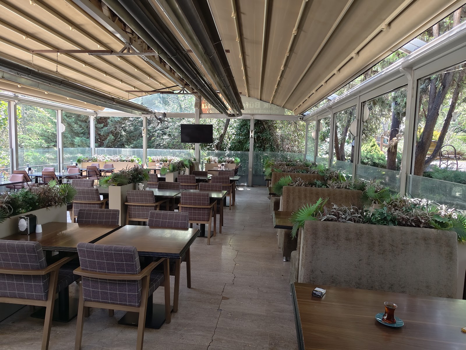 Kuğulupark Restaurant & Cafe — photo 2