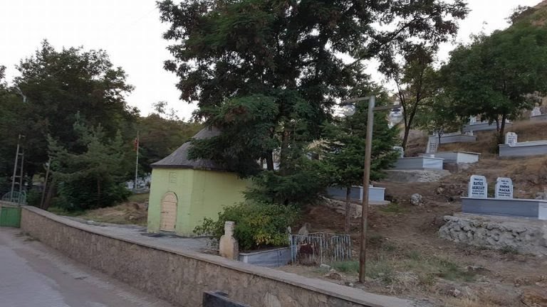 Kuluncak Mehmet Halife Türbesi — photo