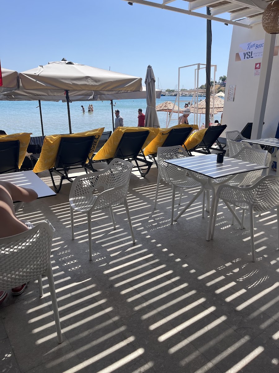 Kum Beach Akyarlar — photo