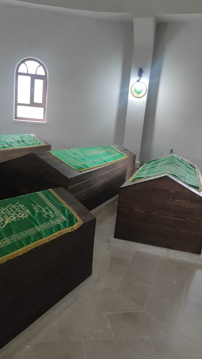 Kumral Abdal Türbesi — fotoğraf 2