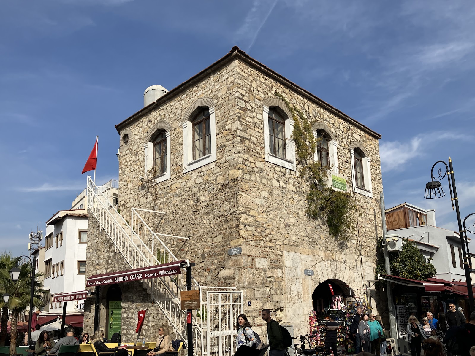 Kuşadası Belediyesi Necati Korkmaz Mikro Minyatür Müzesi