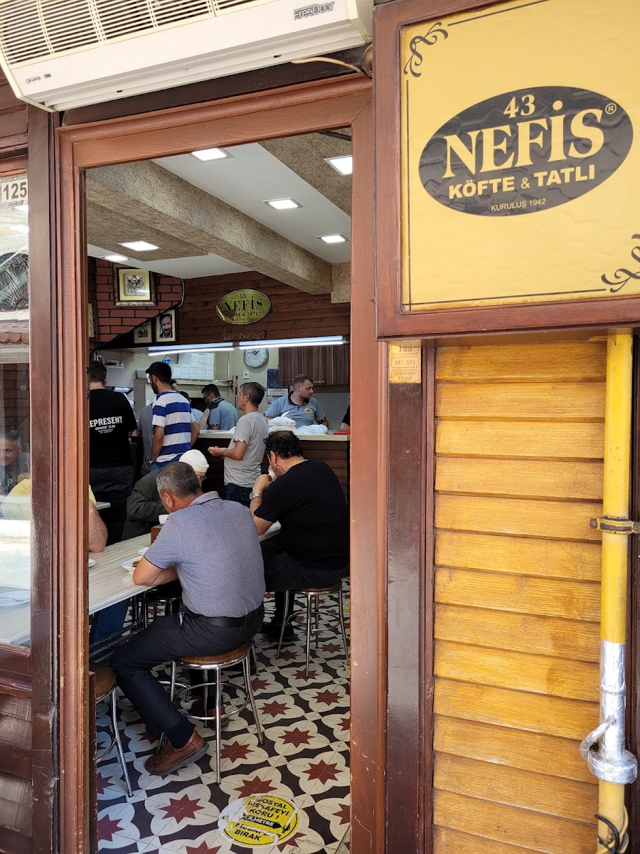 Kütahya 43 Nefis Köfte — fotoğraf