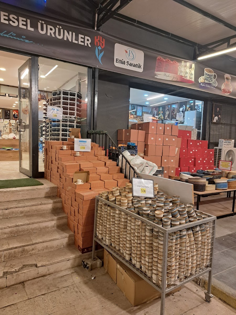 Kütahya Yöresel Ürünleri AVM — fotoğraf 2