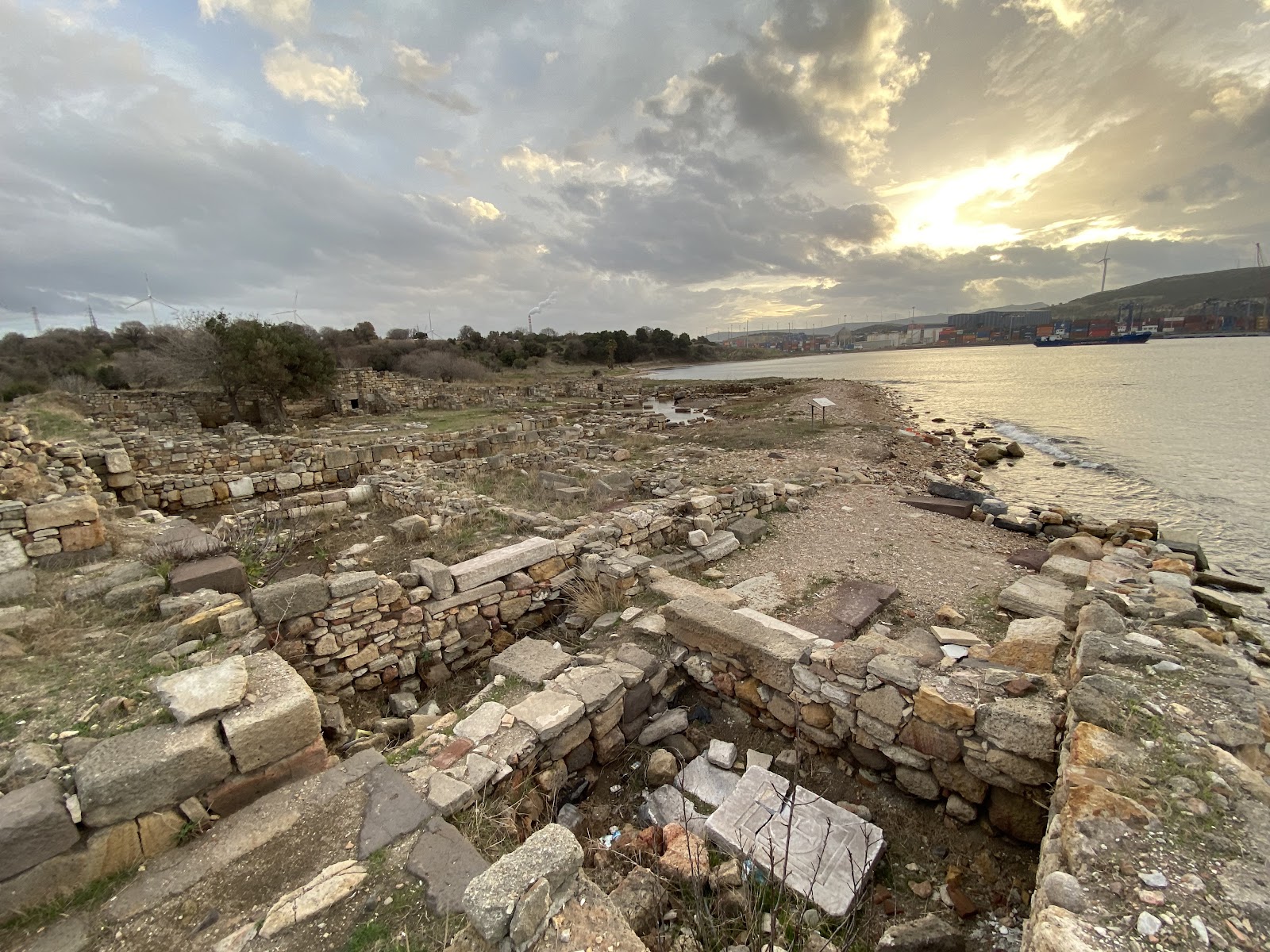 Kyme Antik Kenti — photo 4