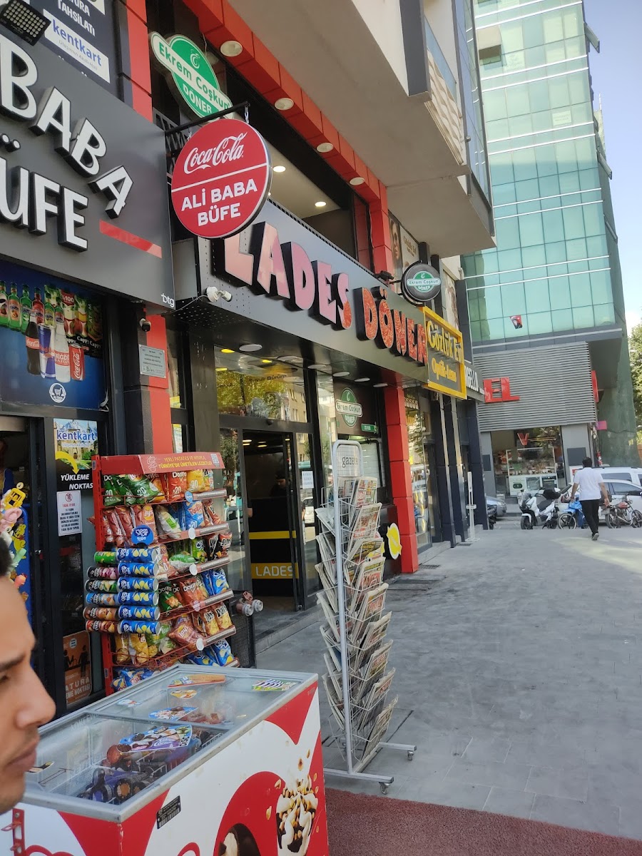 Lades Döner Niğde — fotoğraf