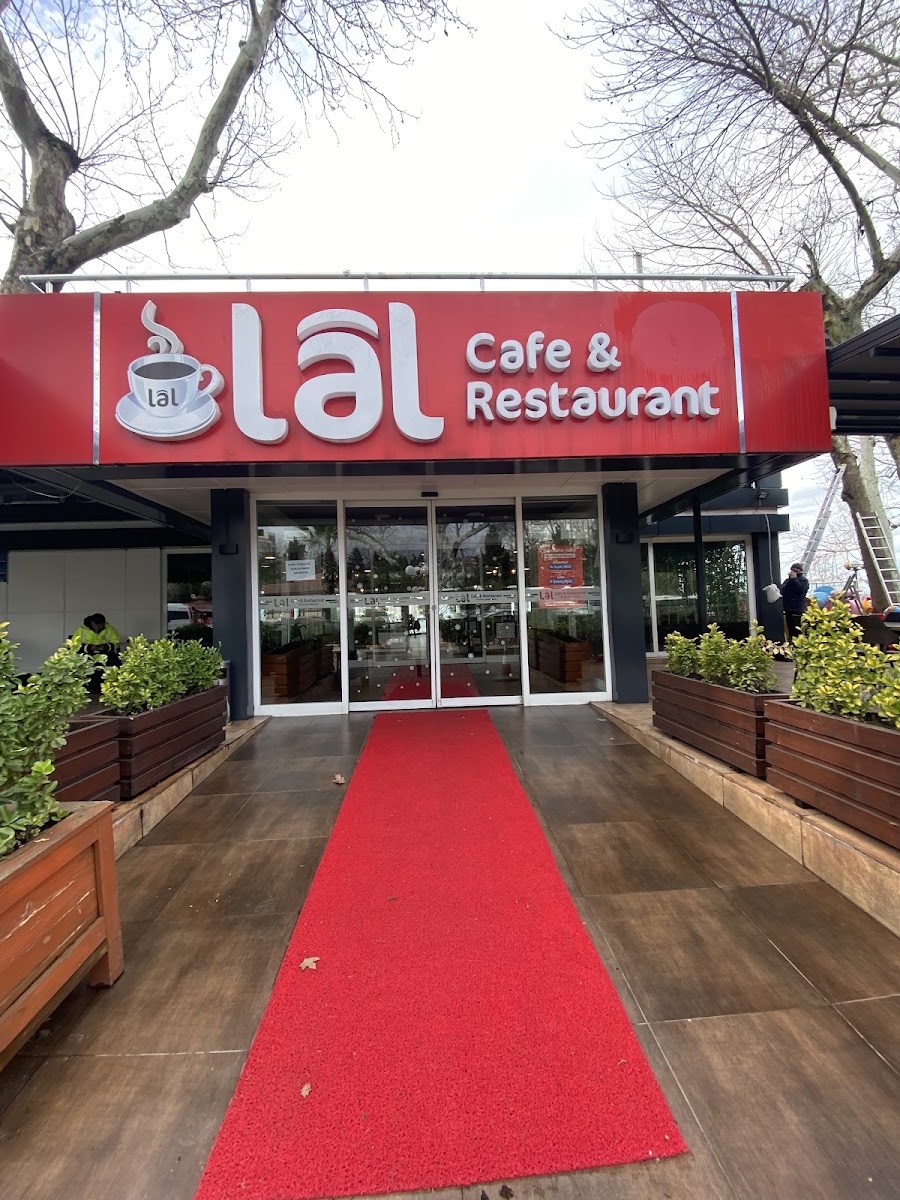 Lal Cafe — photo 2