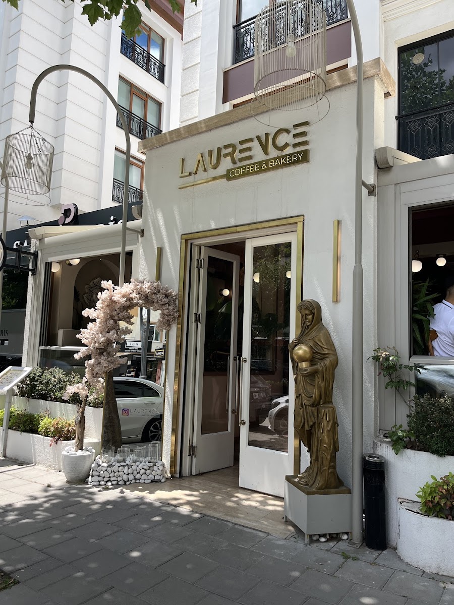 Laurence Coffee & Bakery — fotoğraf 1