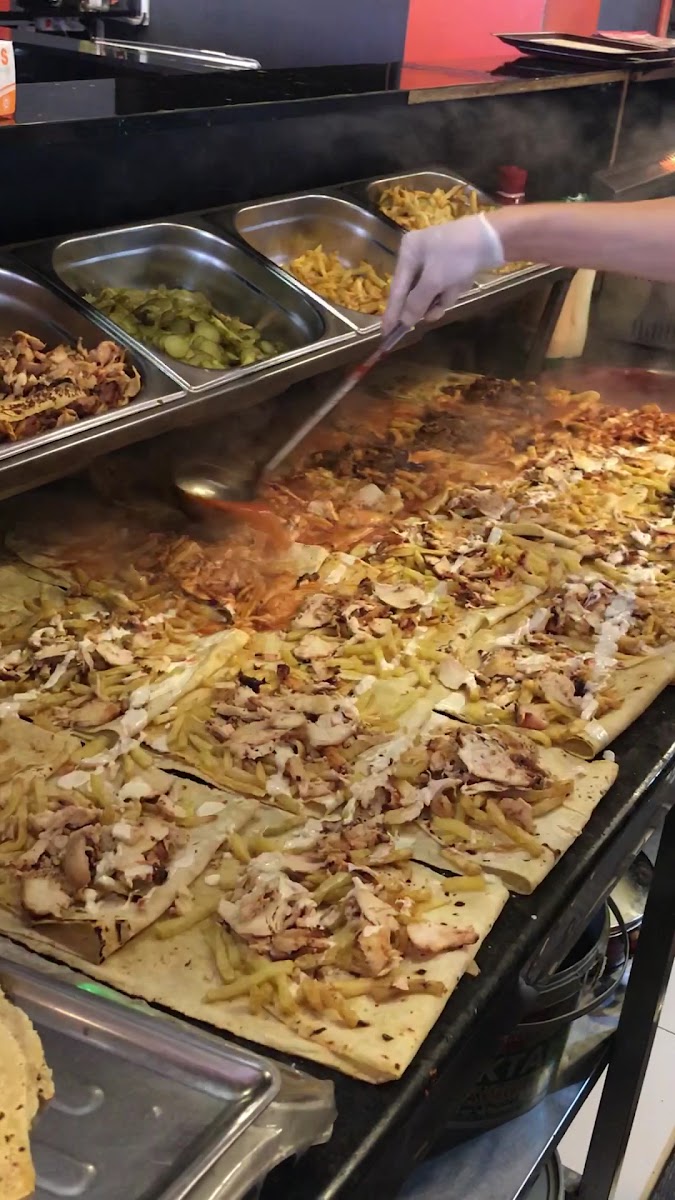 LEZZETİZ DÖNER TANTUNİ VE IZGARA — fotoğraf 4