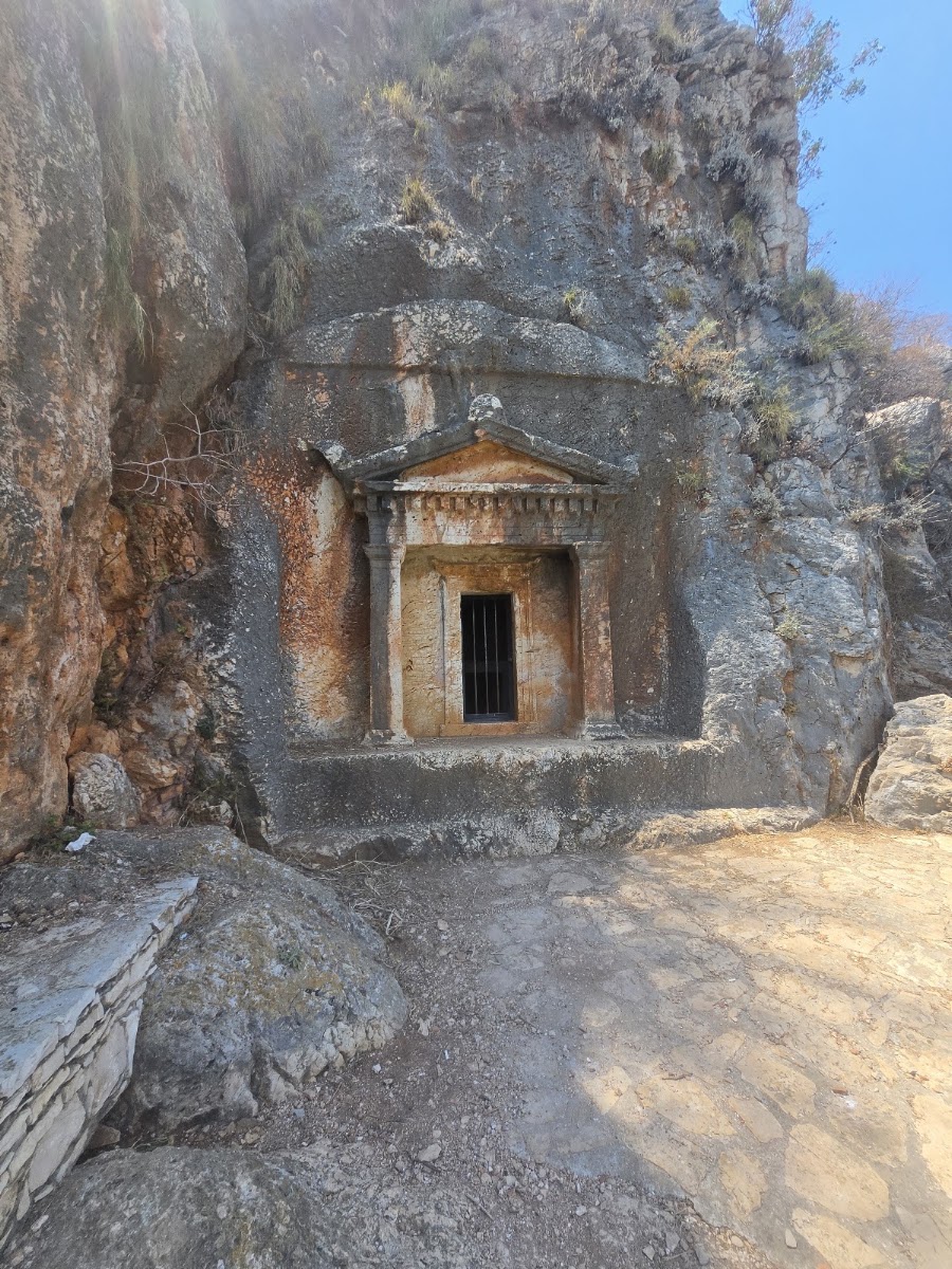 Likya Mezarı — photo 2