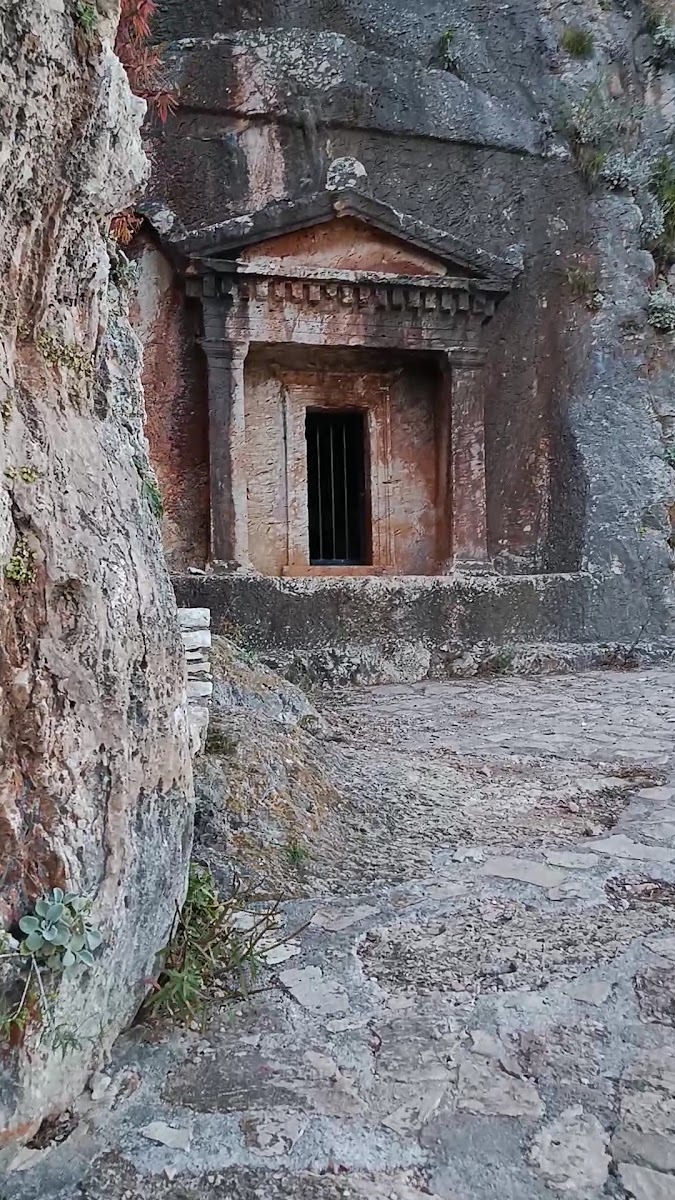 Likya Mezarı — photo 3