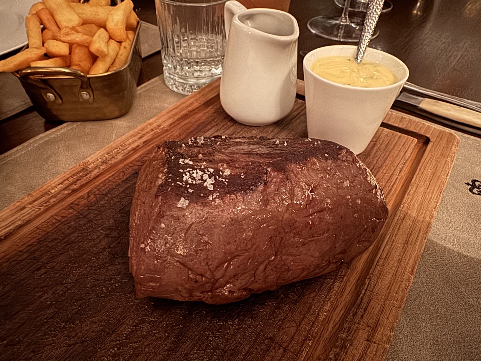 Little London / Bar & Grill — photo 3