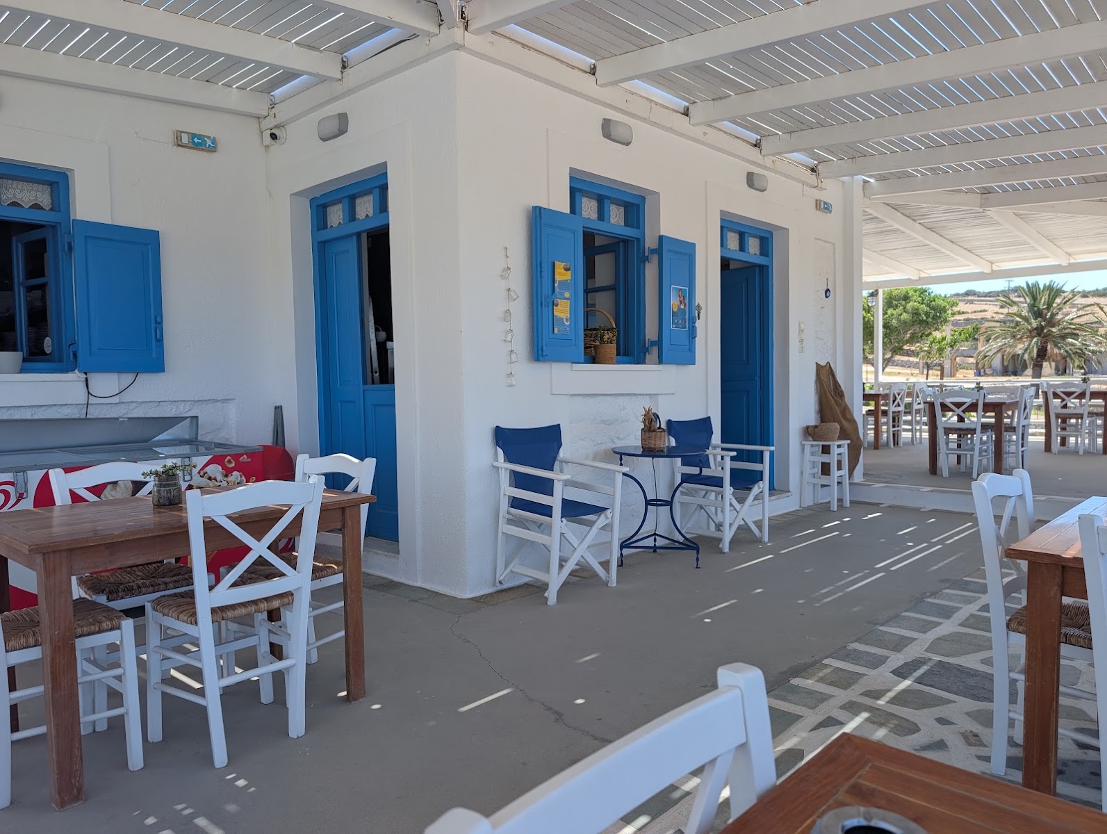 Livadi cafe + restaurant — photo