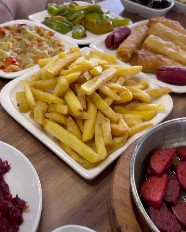 LİVVA CİĞER KEBAP RESTAURANT ŞANLIURFA — fotoğraf 3