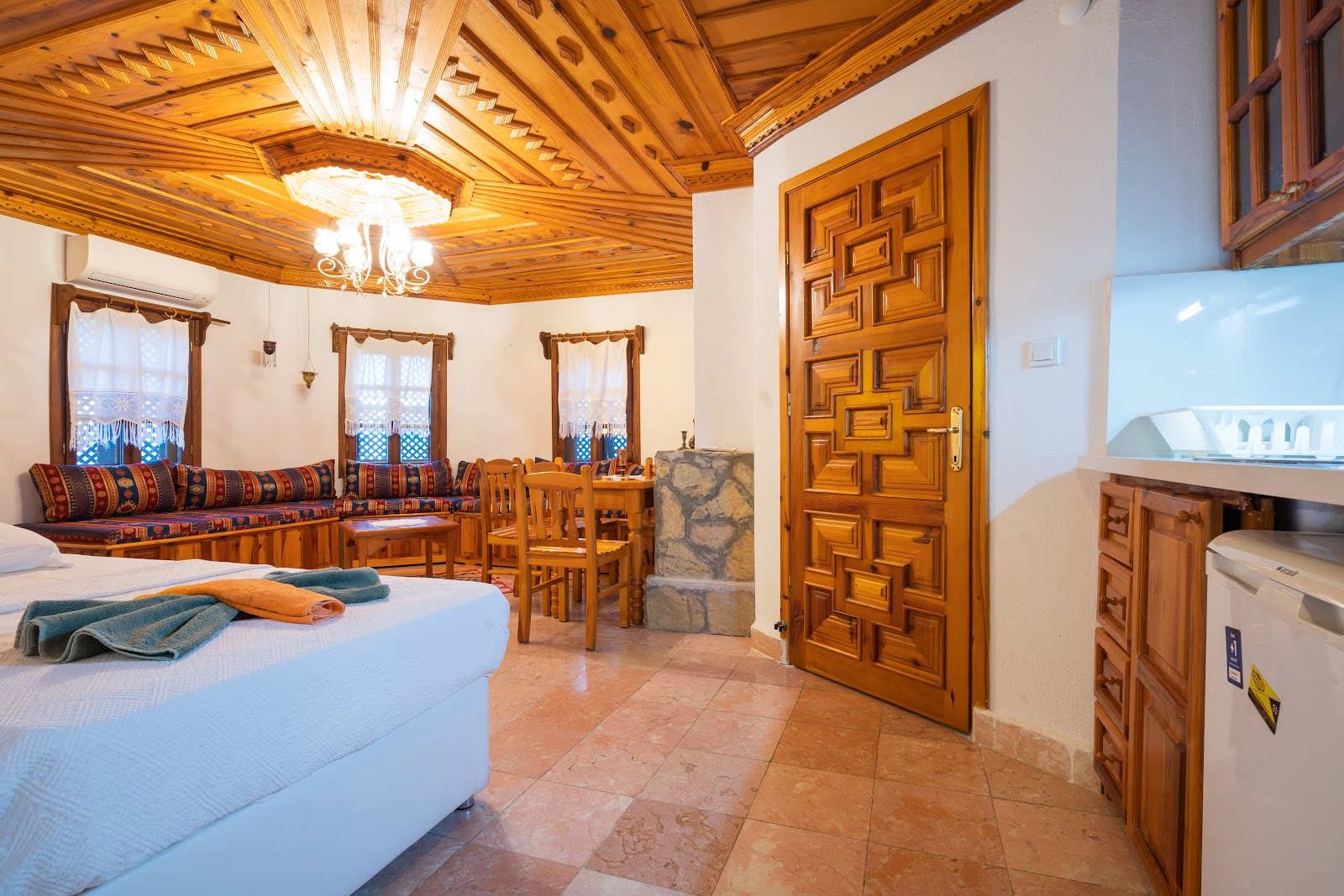 Liya Boutique Hotel & Suites / Villa Yonca — fotoğraf 4