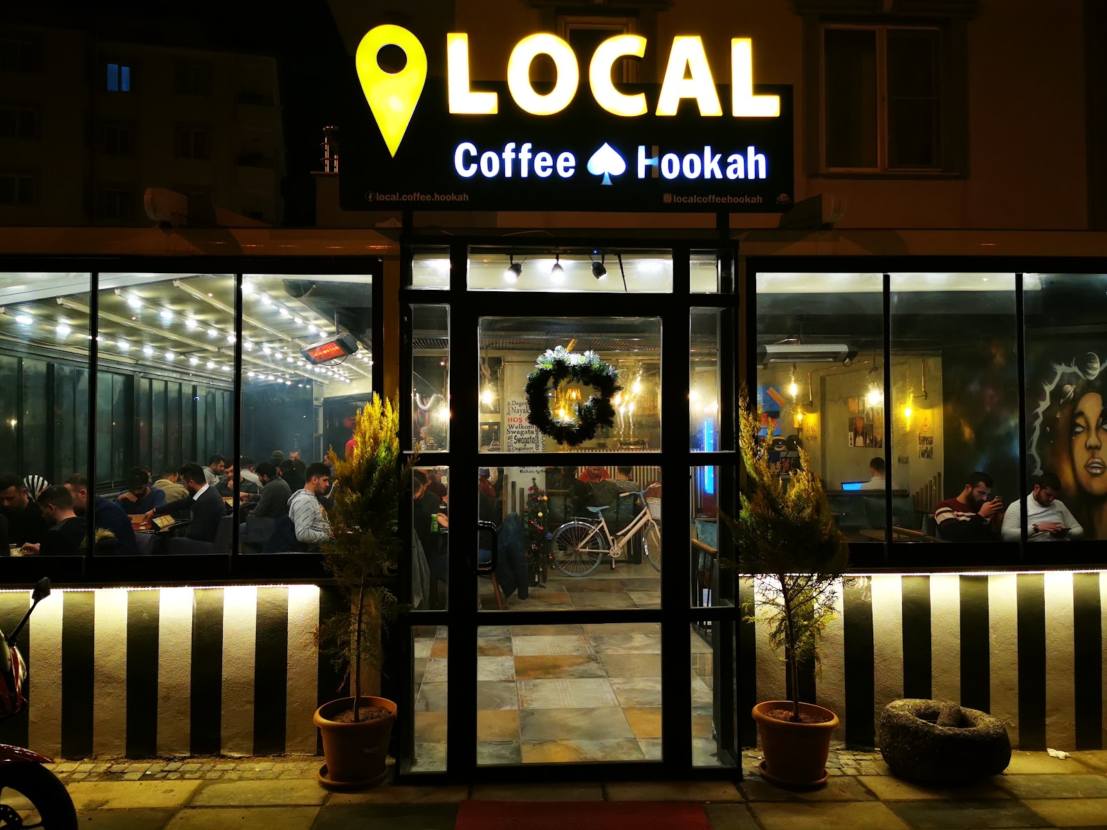Local Coffee Nargile — fotoğraf