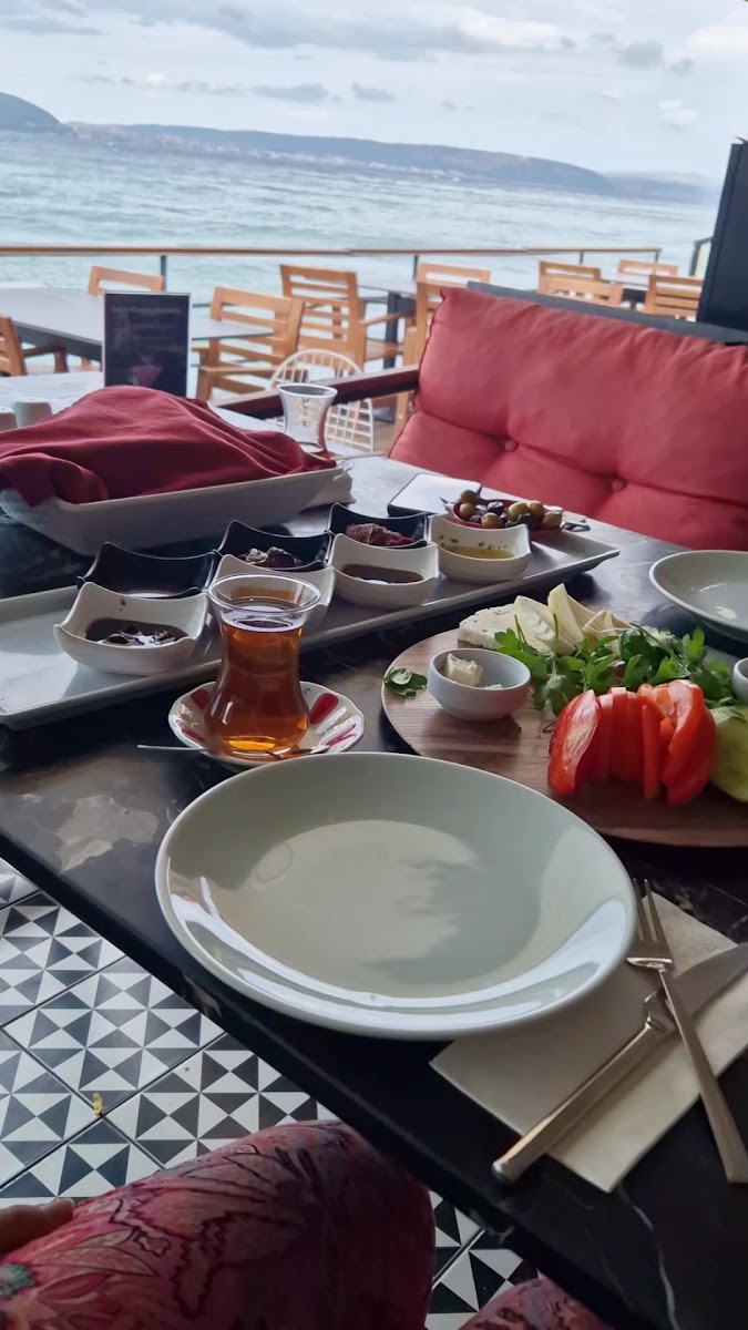 Lodos Bar — fotoğraf 3
