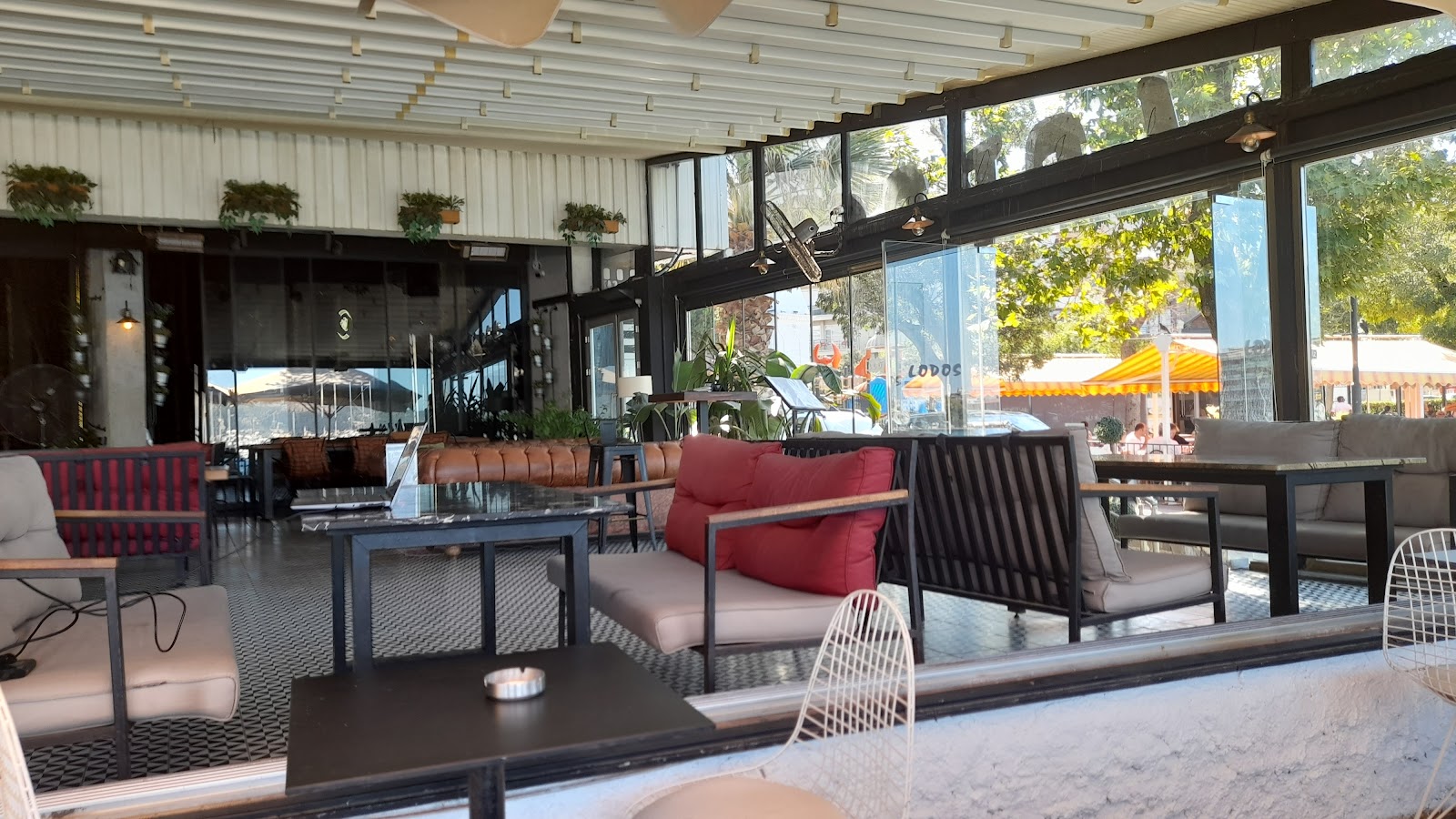 Lodos Bar — fotoğraf 5
