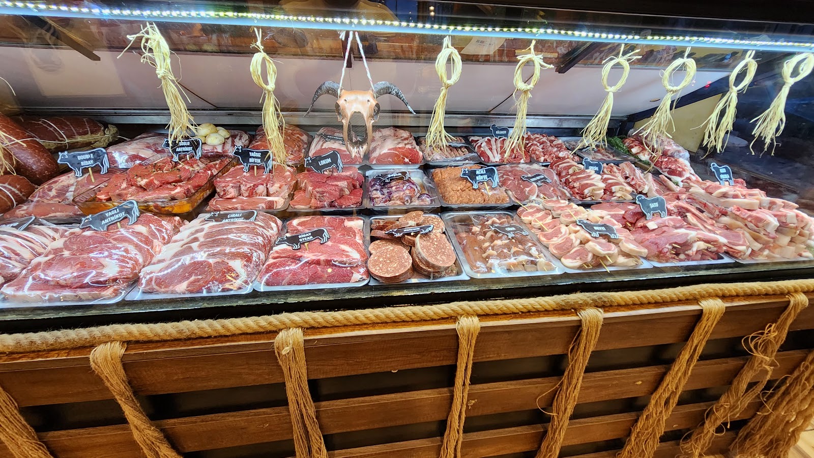 Lokum Steak House | Denizli Et - Meze - Mangal — fotoğraf 4
