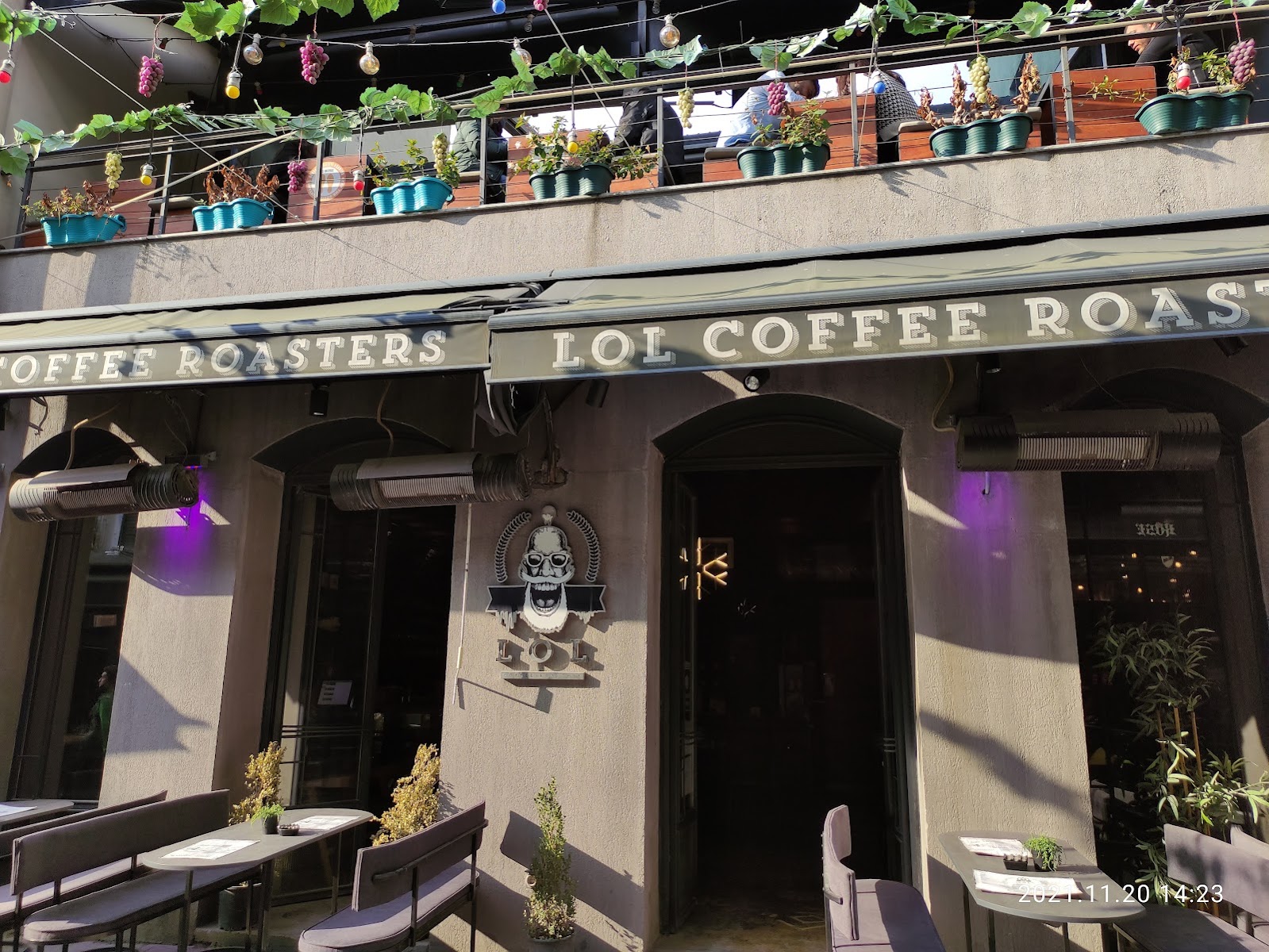 Lol Coffee Roasters — photo