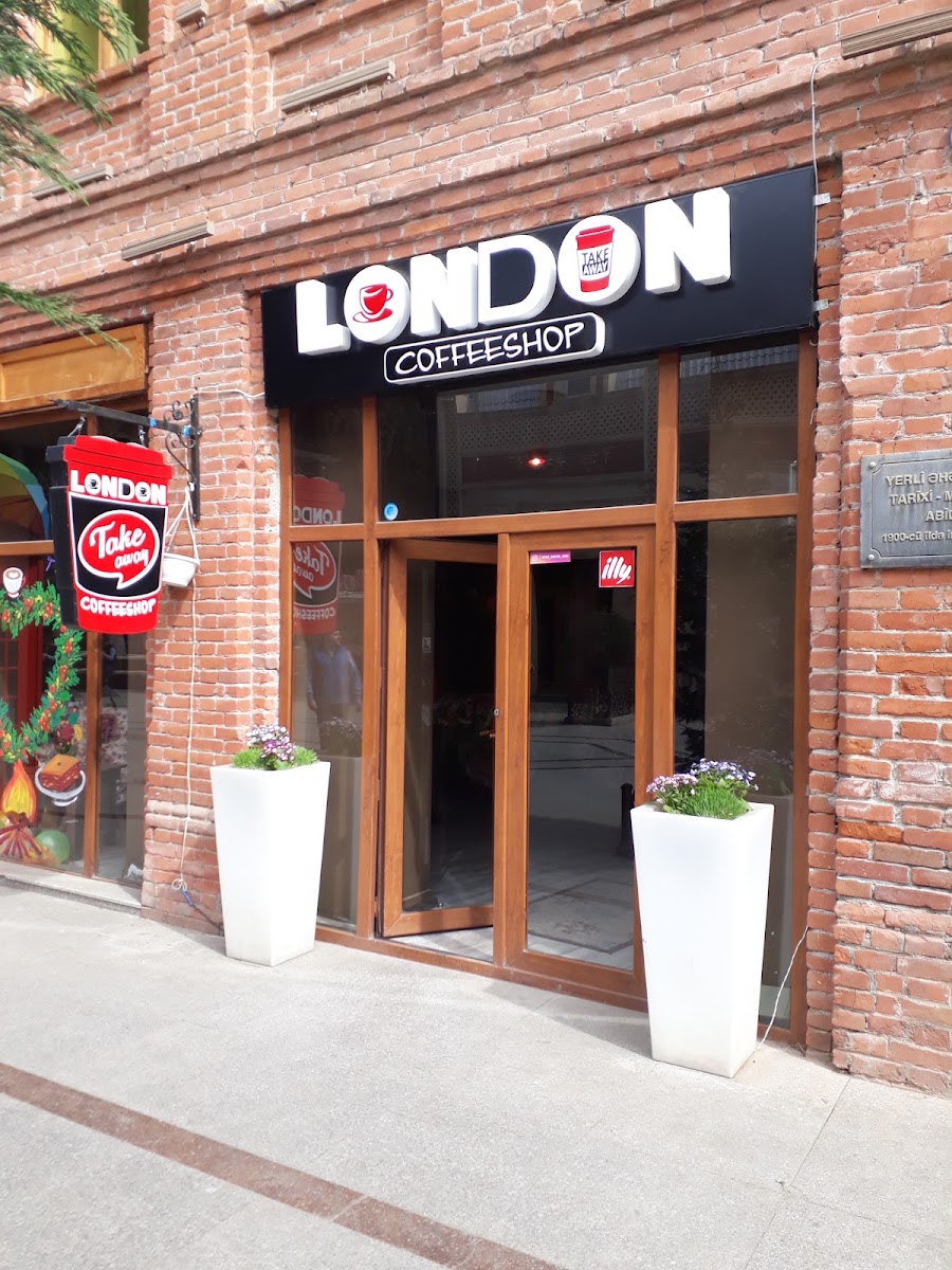 London CoffeeShop — photo