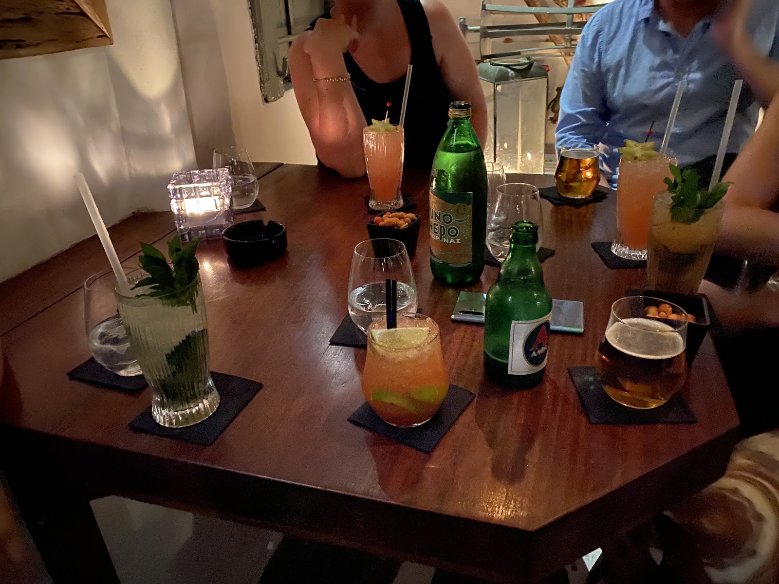 Lotus Resto Bar — photo 4