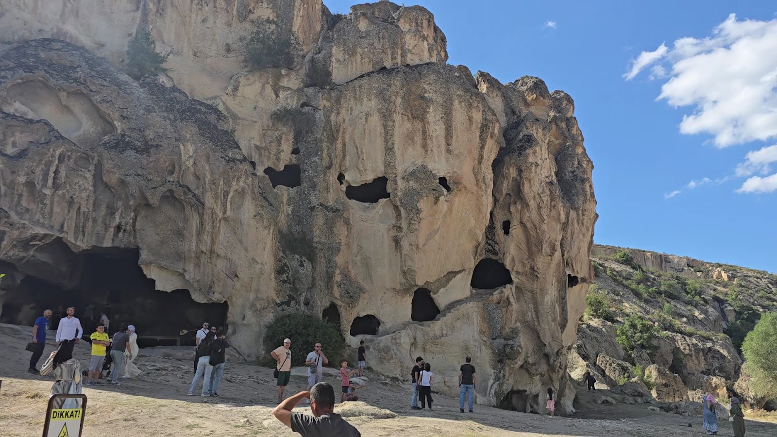 Mağaralar ve eski yerleşim yerleri — fotoğraf 3