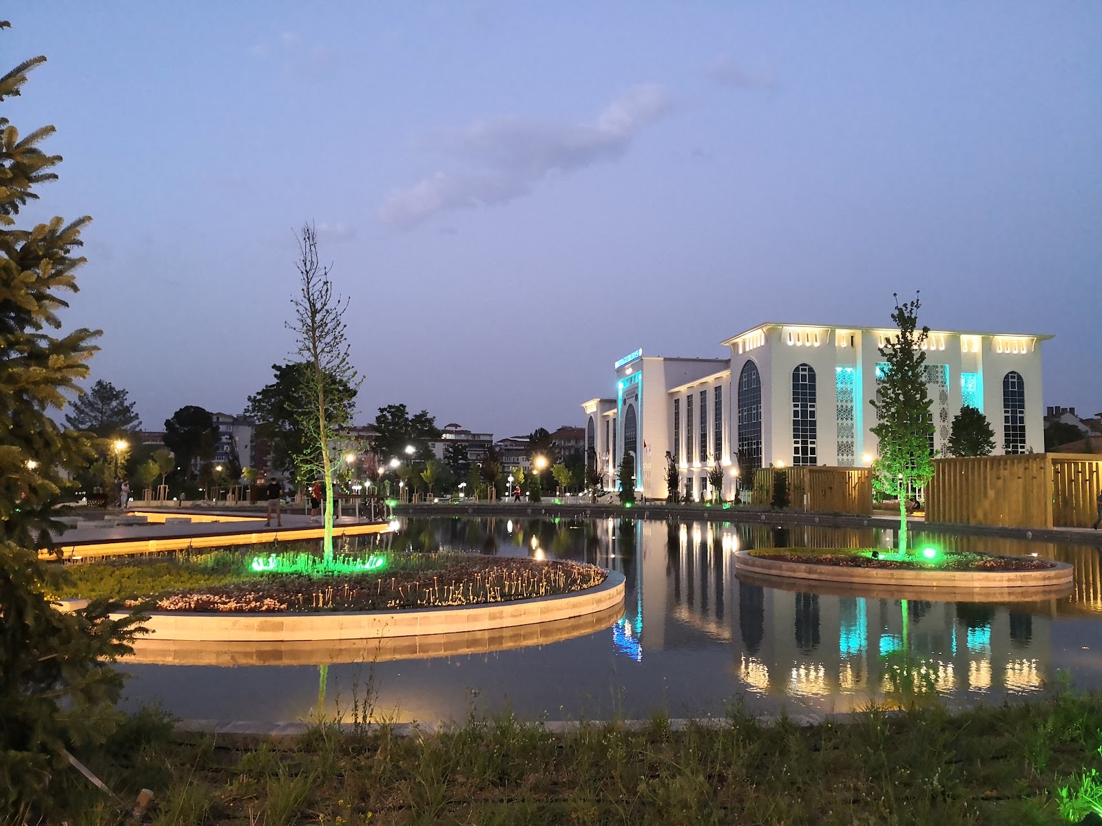Malatya Battalgazi Millet Bahçesi — fotoğraf 1
