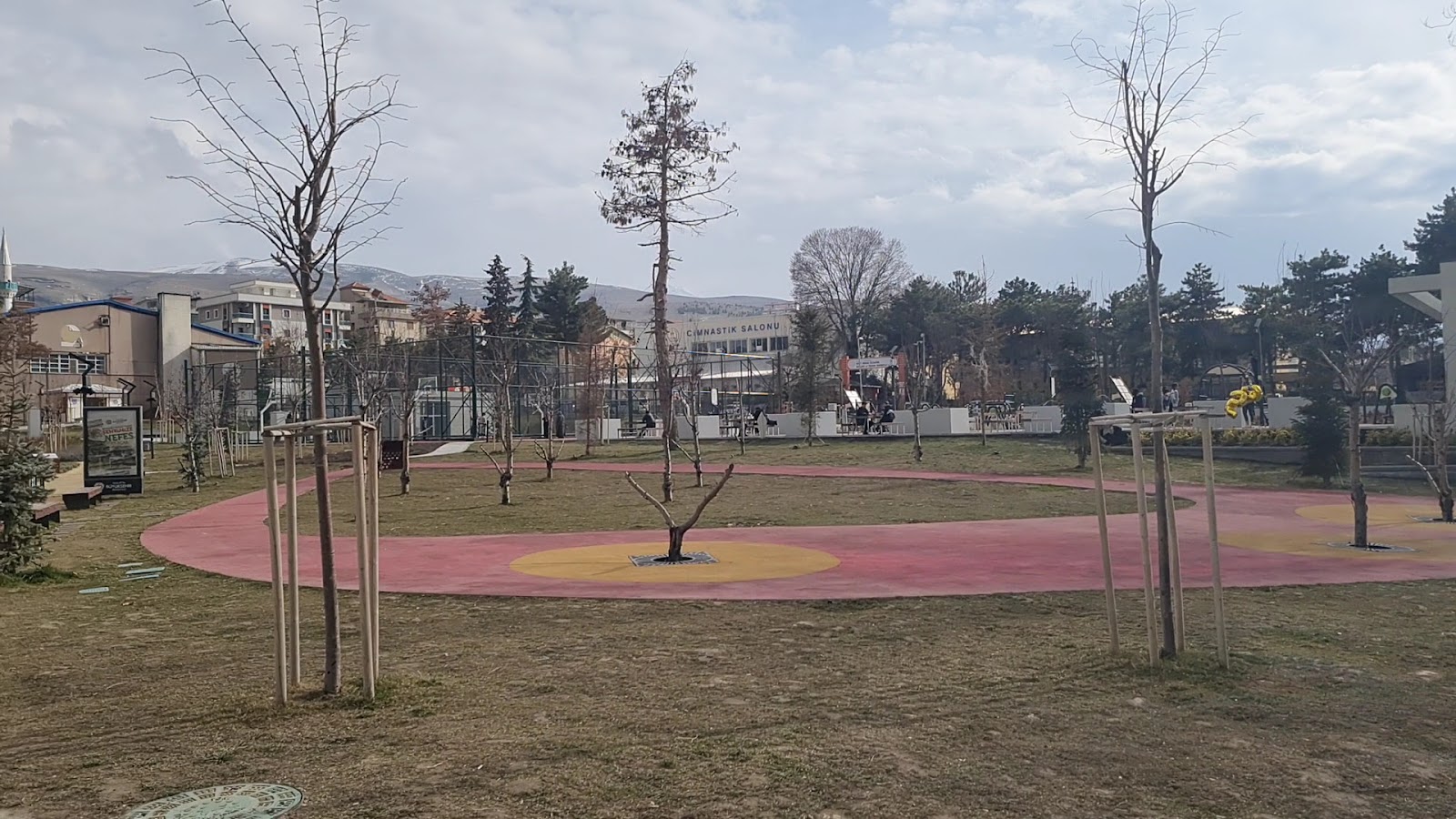 Malatya Battalgazi Millet Bahçesi — fotoğraf 3