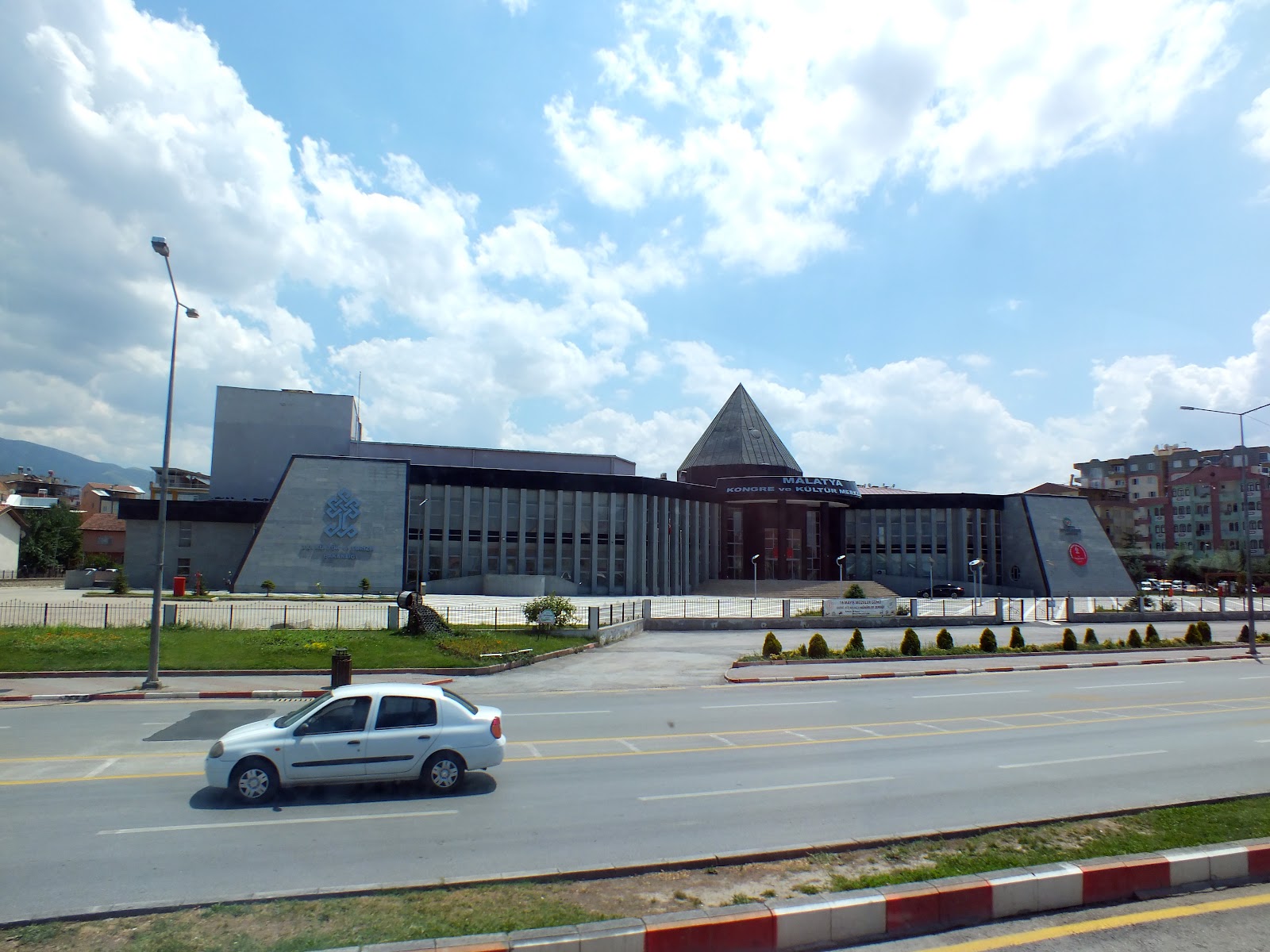 Malatya Kültür Merkezi — fotoğraf