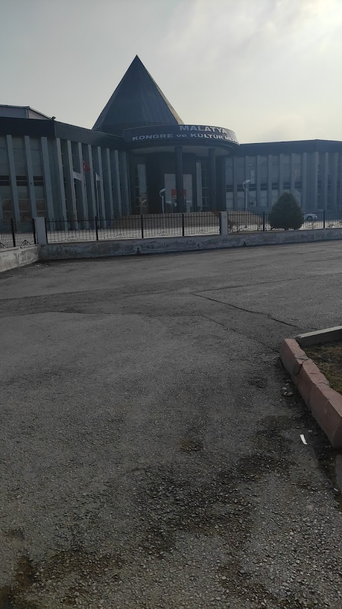 Malatya Kültür Merkezi — fotoğraf 2