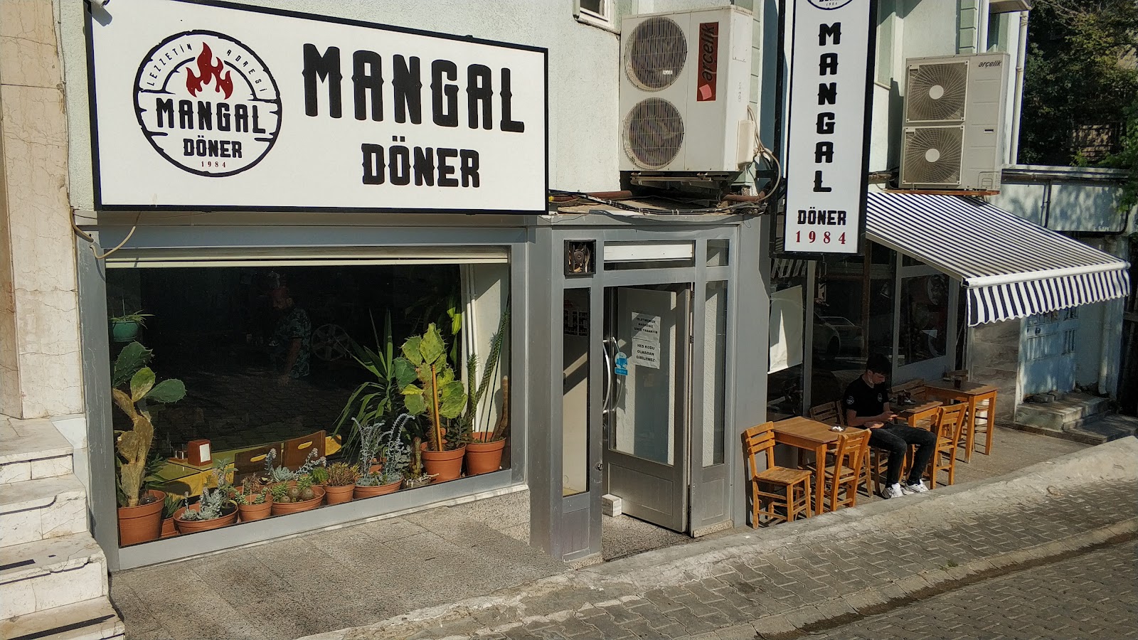 Mangal Döner — fotoğraf 1