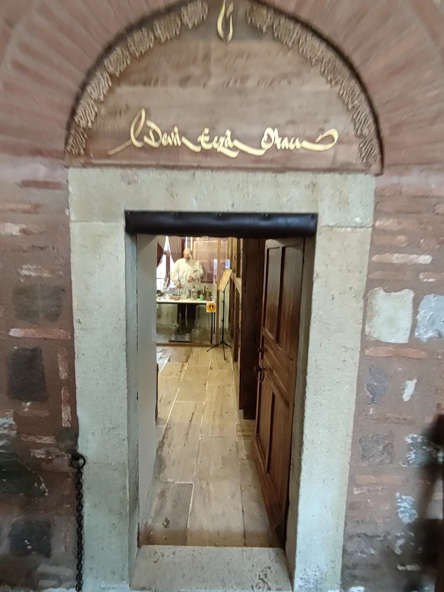 Manisa Celal Bayar Üniversitesi Ayşe Hafsa Sultan Tıp Tarihi Müzesi — fotoğraf 3