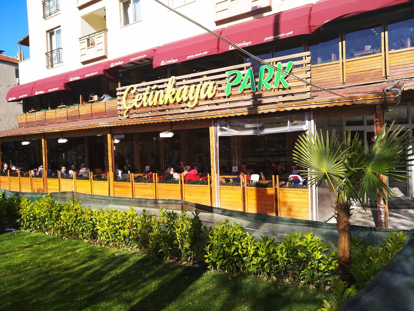 Manisa Çetinkaya Pastanesi — fotoğraf