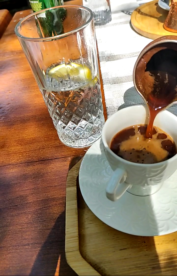 Manisa Tarihi kır kahvesi — fotoğraf 3