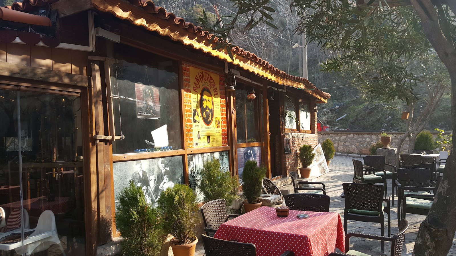 Manisa Tarihi kır kahvesi — fotoğraf 4