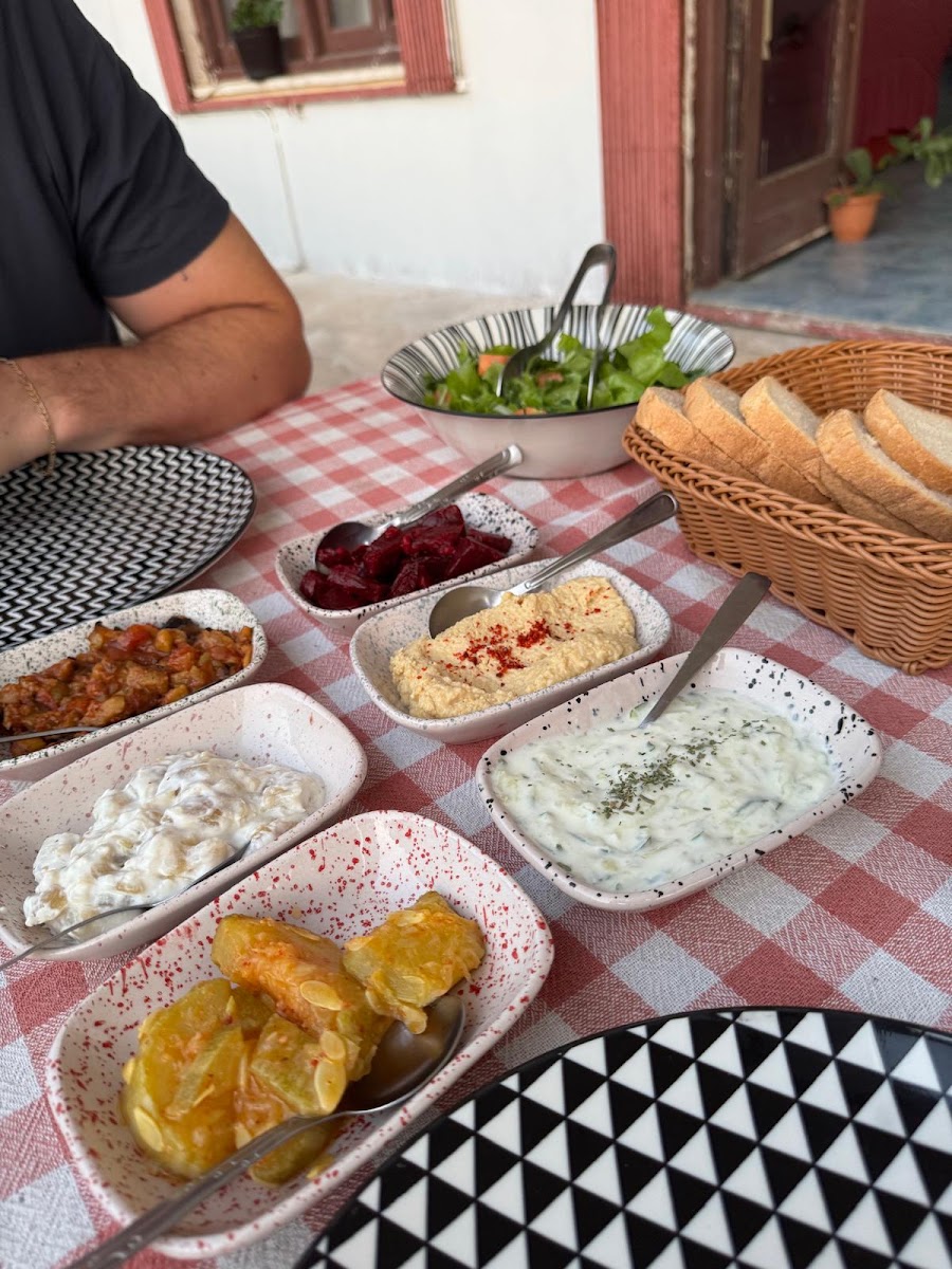 Manolyam Restoran — photo 3
