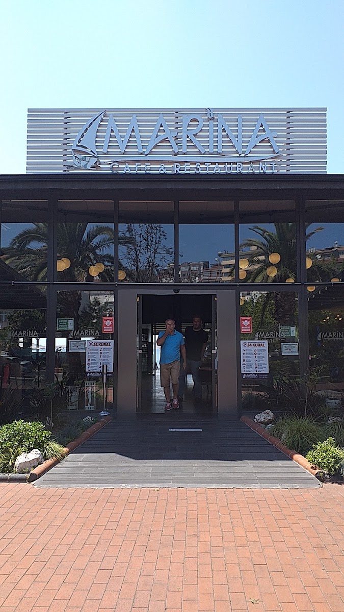 Marina Cafe Restaurant — fotoğraf