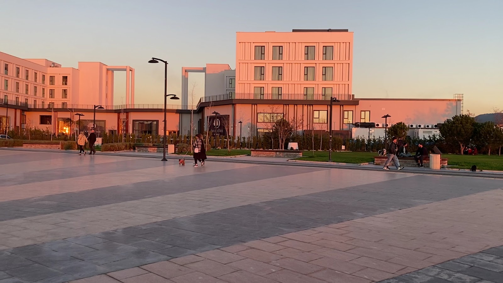 Marina Mezze - Yeni Kordon — fotoğraf 3