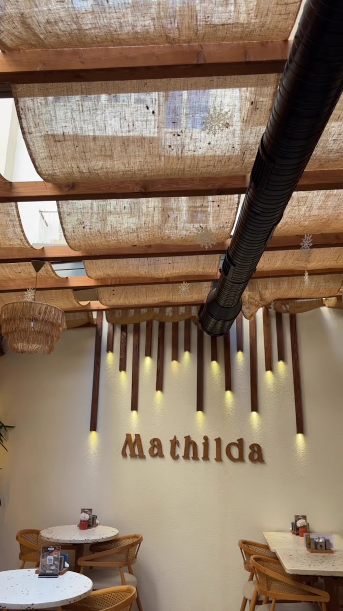 Mathilda Croissant & Coffee — fotoğraf 3