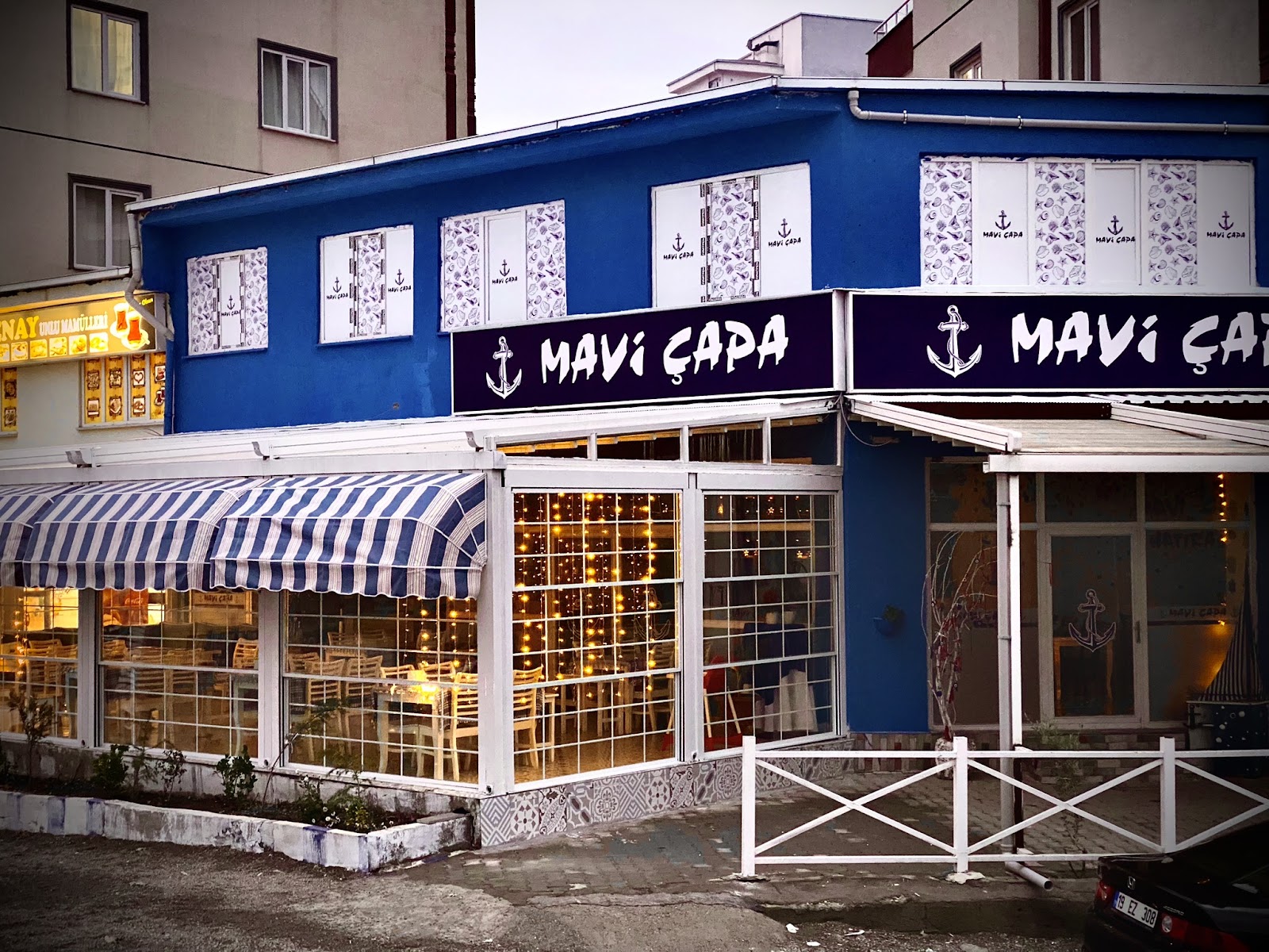 MAVİ ÇAPA — fotoğraf